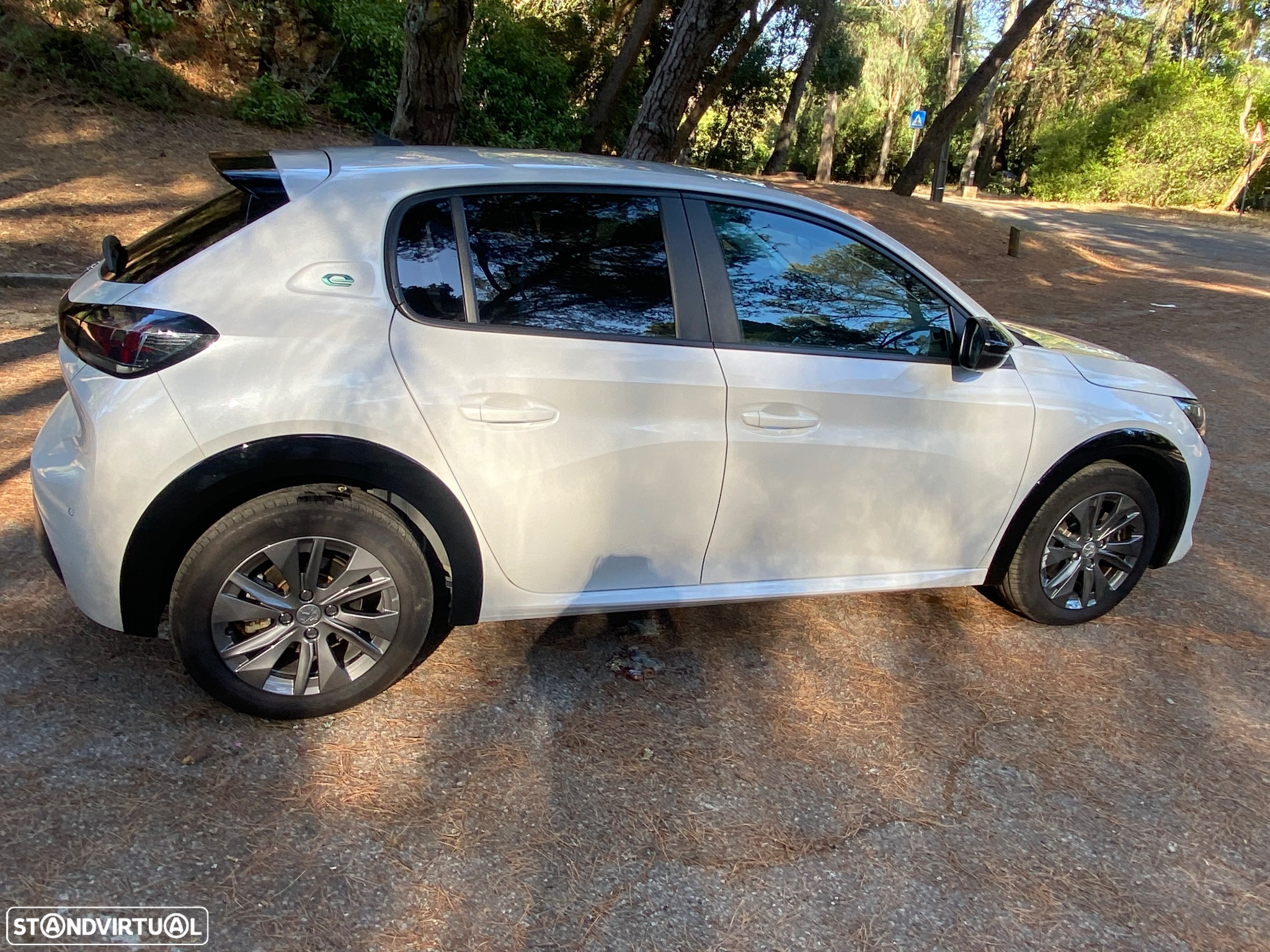 Peugeot e-208 50 kWh Style - 3