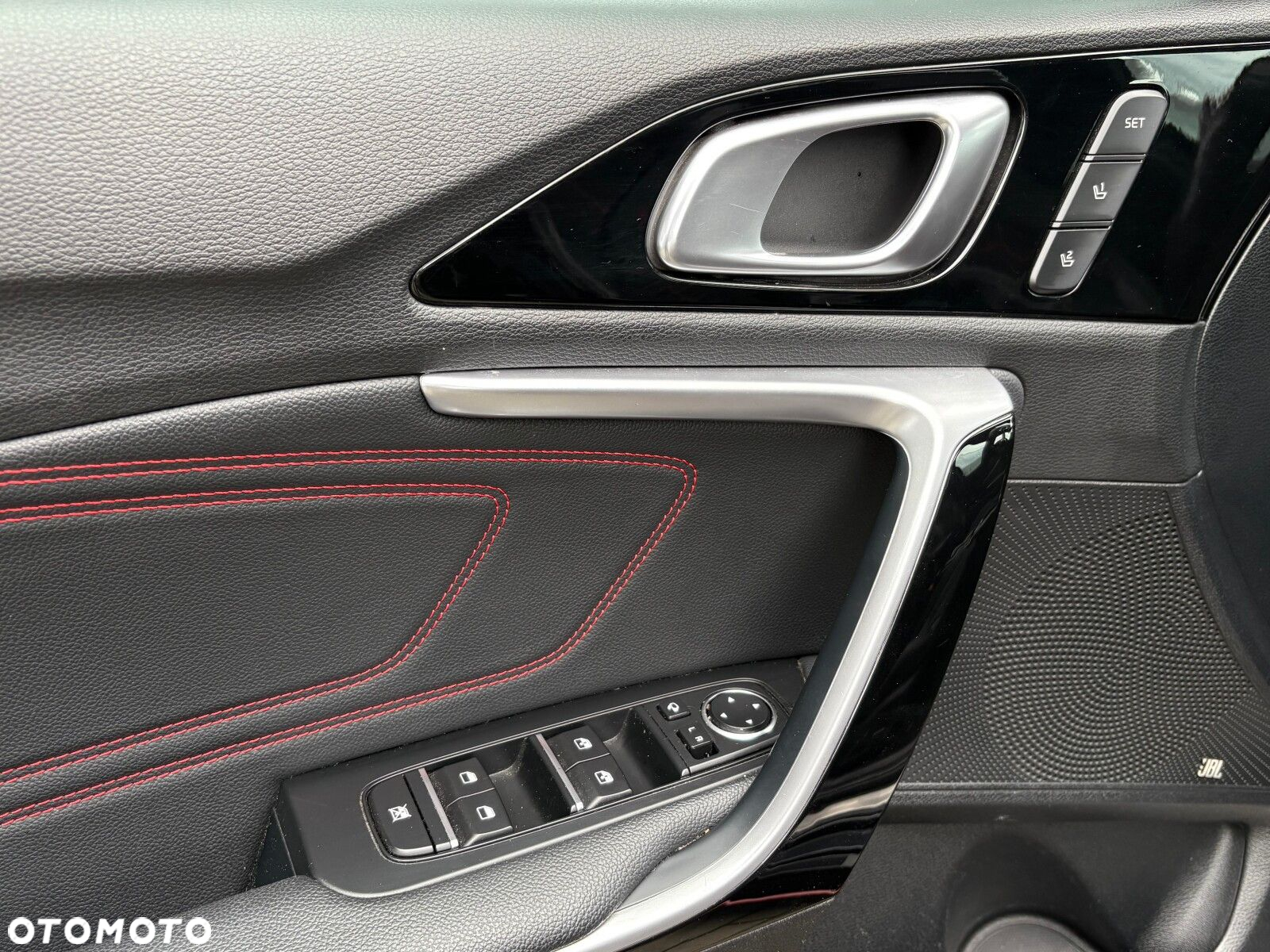 Kia ProCeed - 22