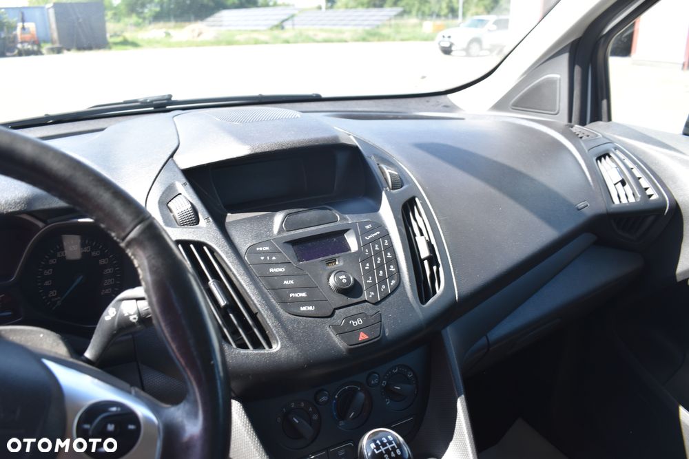 Ford Transit Connect - 17