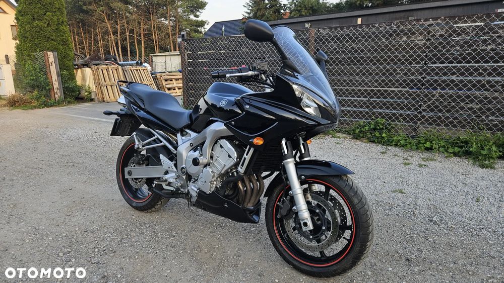 Yamaha FZ6 - 3