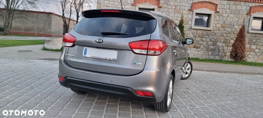 Kia Carens 1.6 GDI Dream Team Edition - 10