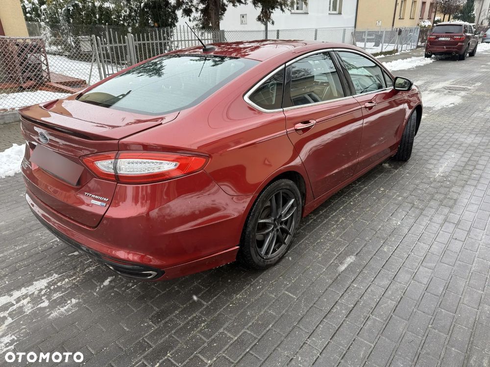 Ford Fusion - 8
