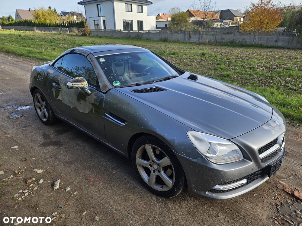 Mercedes-Benz SLK 200 CGI - 20