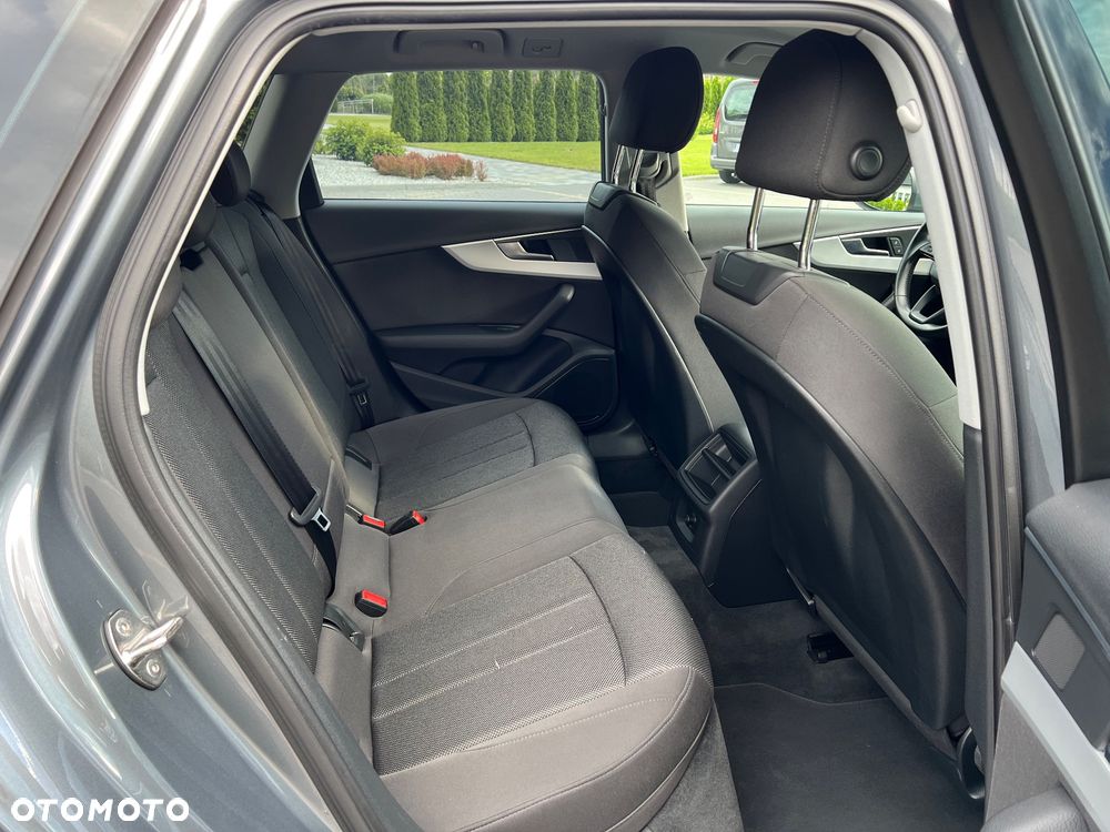 Audi A4 Avant 2.0 TDI ultra - 16