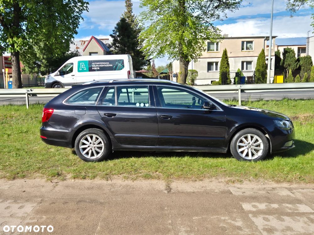 Skoda Superb 2.0 TDI Ambition DSG - 39