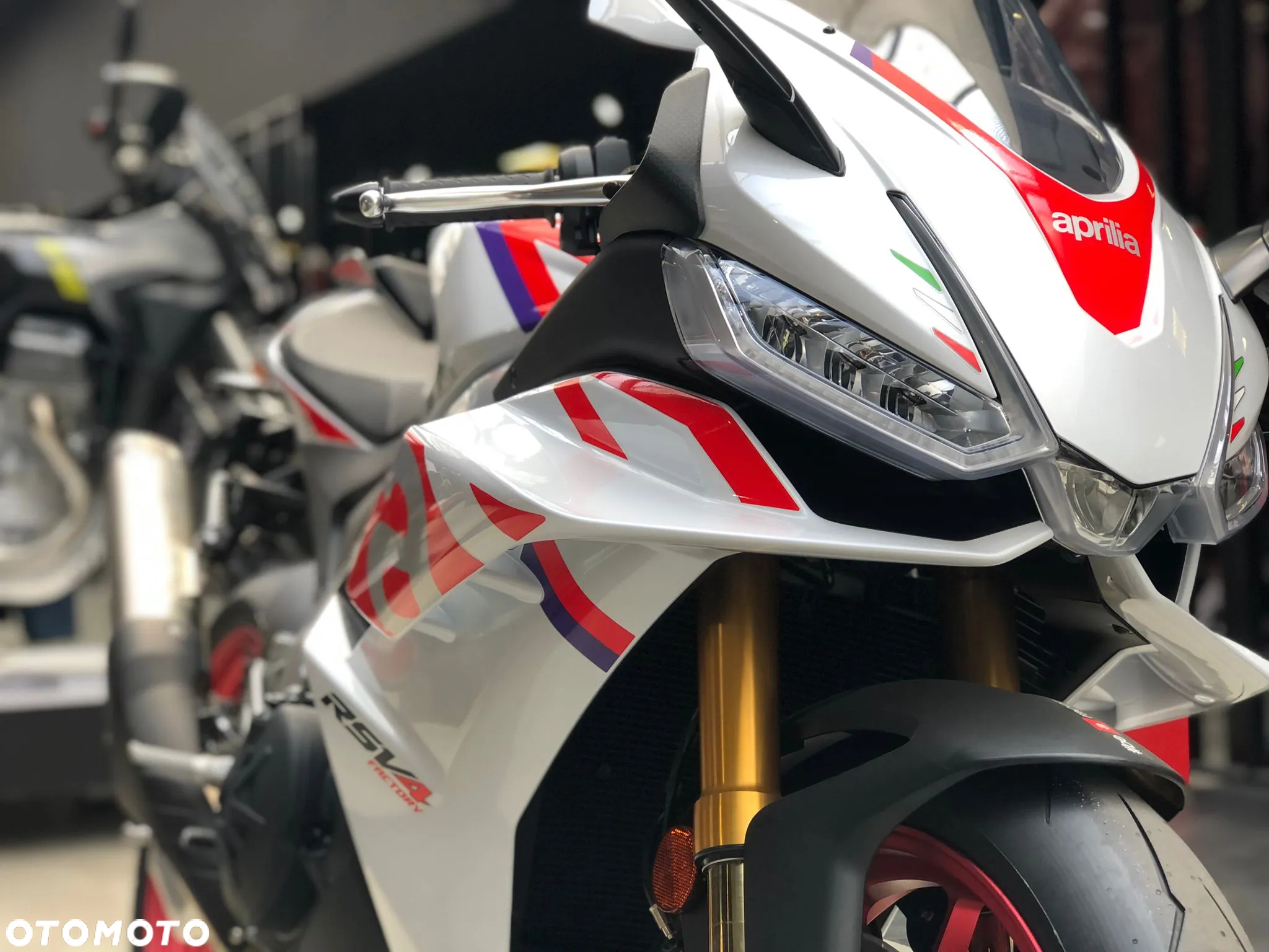 Aprilia RSV - 11