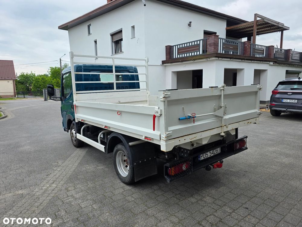 Renault Maxity - 8