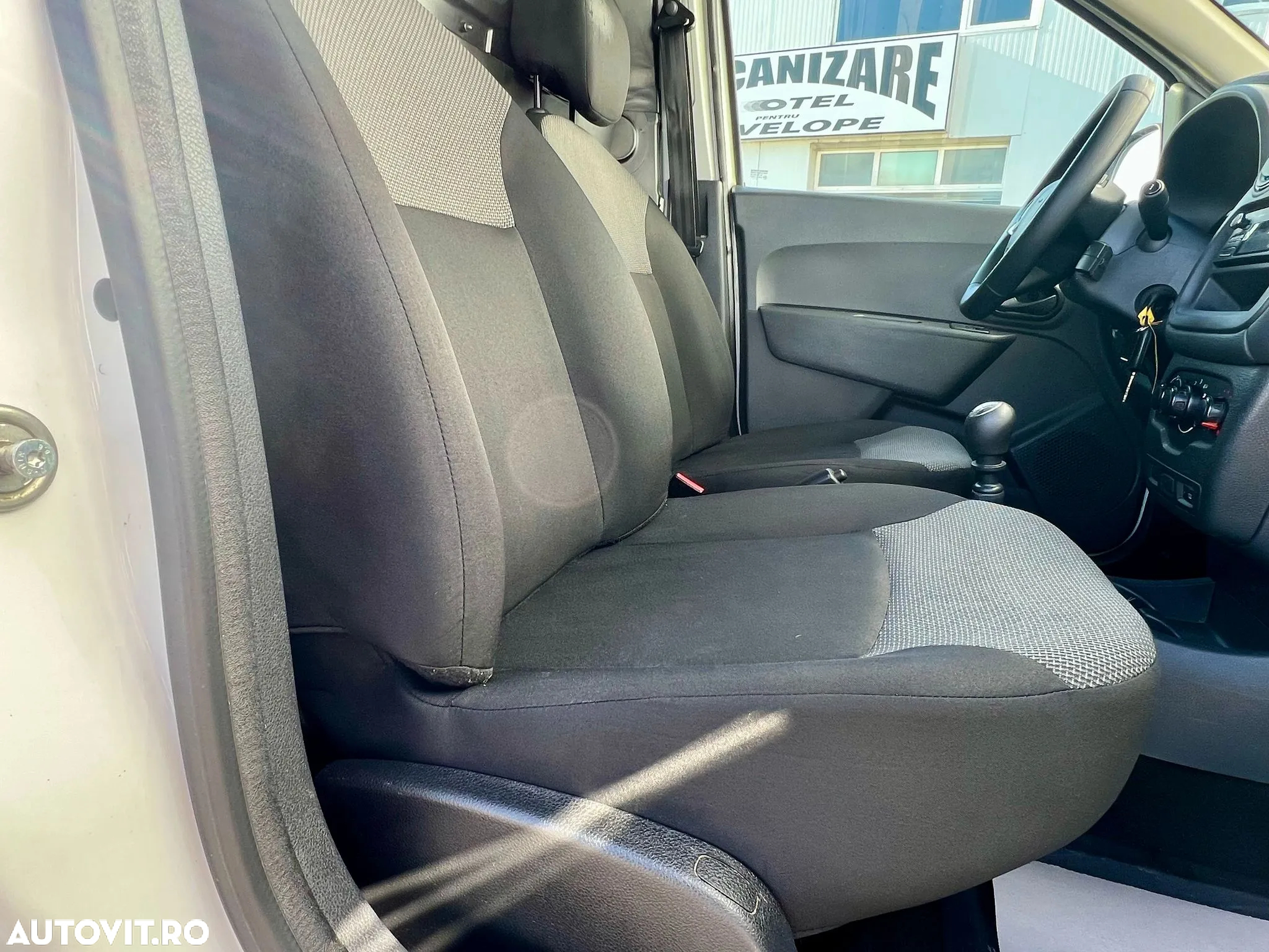 Dacia Dokker 1.5 Blue dCi Ambiance - 10