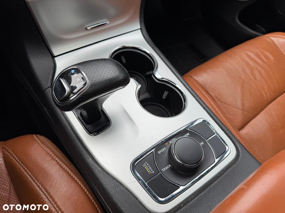 Jeep Grand Cherokee 6.4 V8 Hemi 4WD Automatik SRT - 16