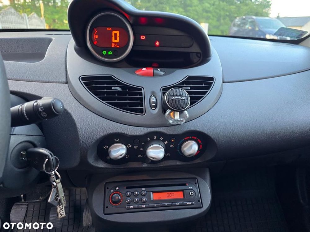 Renault Twingo dCi 75 Authentique - 23