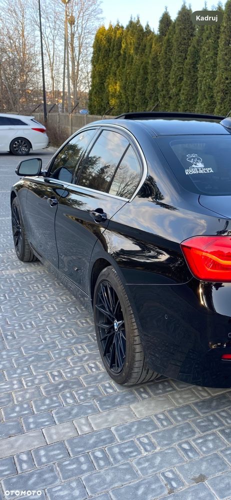 BMW Seria 3 330i xDrive Luxury Line - 9