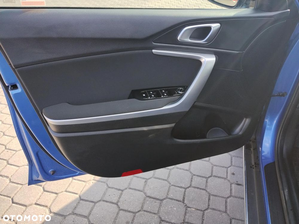Kia XCeed 1.5 T-GDI M DCT - 11
