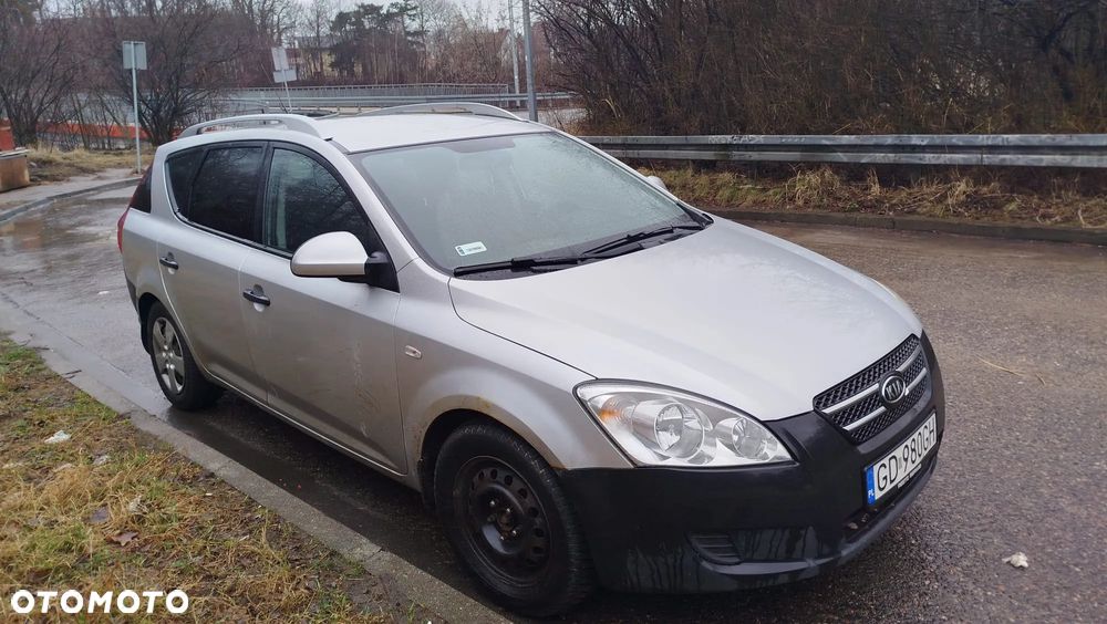 Kia Ceed 1.6 Comfort - 1