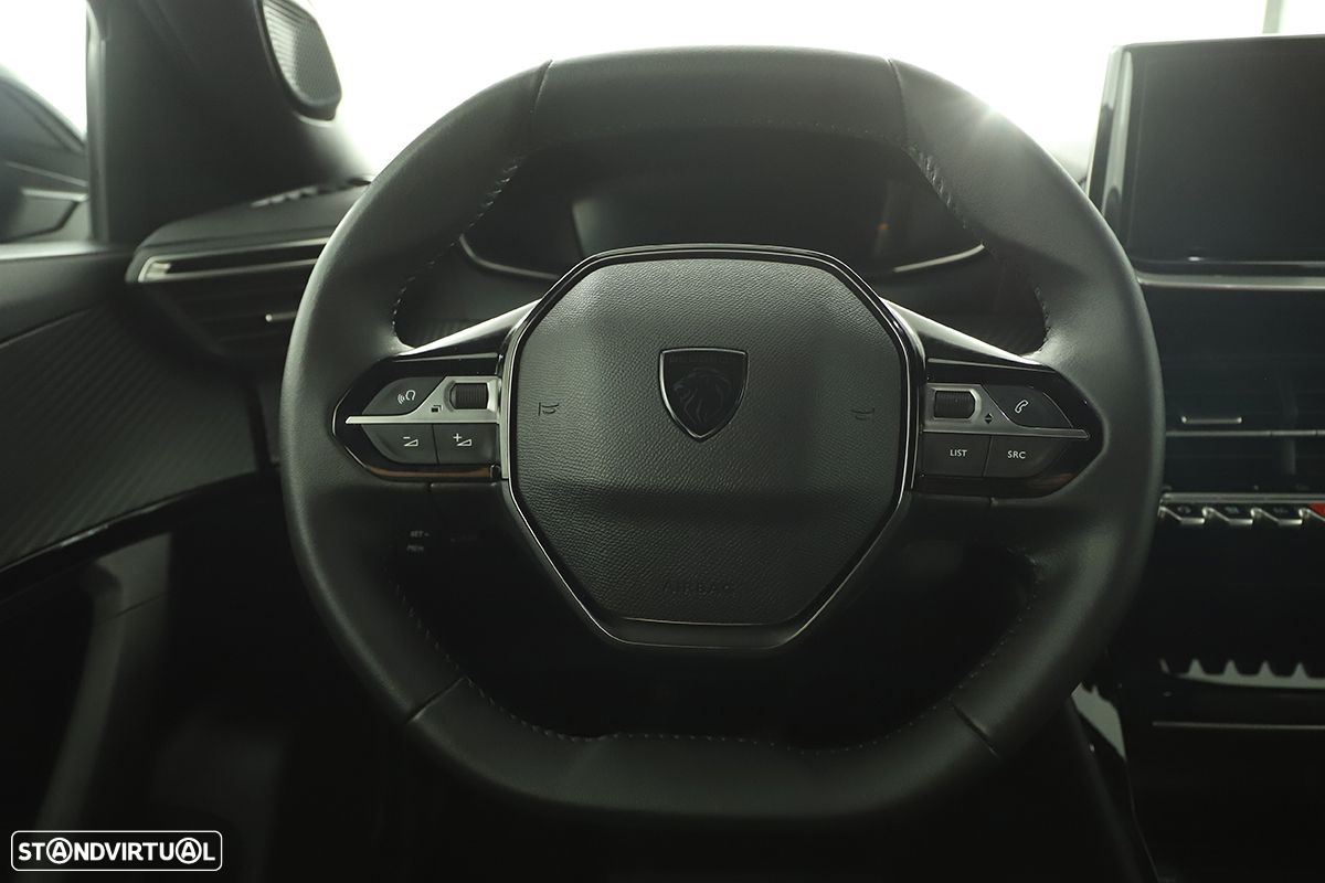 Peugeot 2008 1.2 PureTech Allure - 15