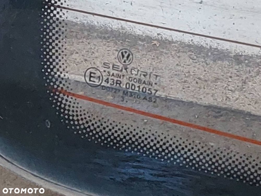SZYBA TYŁ KLAPY BAGAŻNIKA VOLKSWAGEN TRANSPORTER T4 - 2