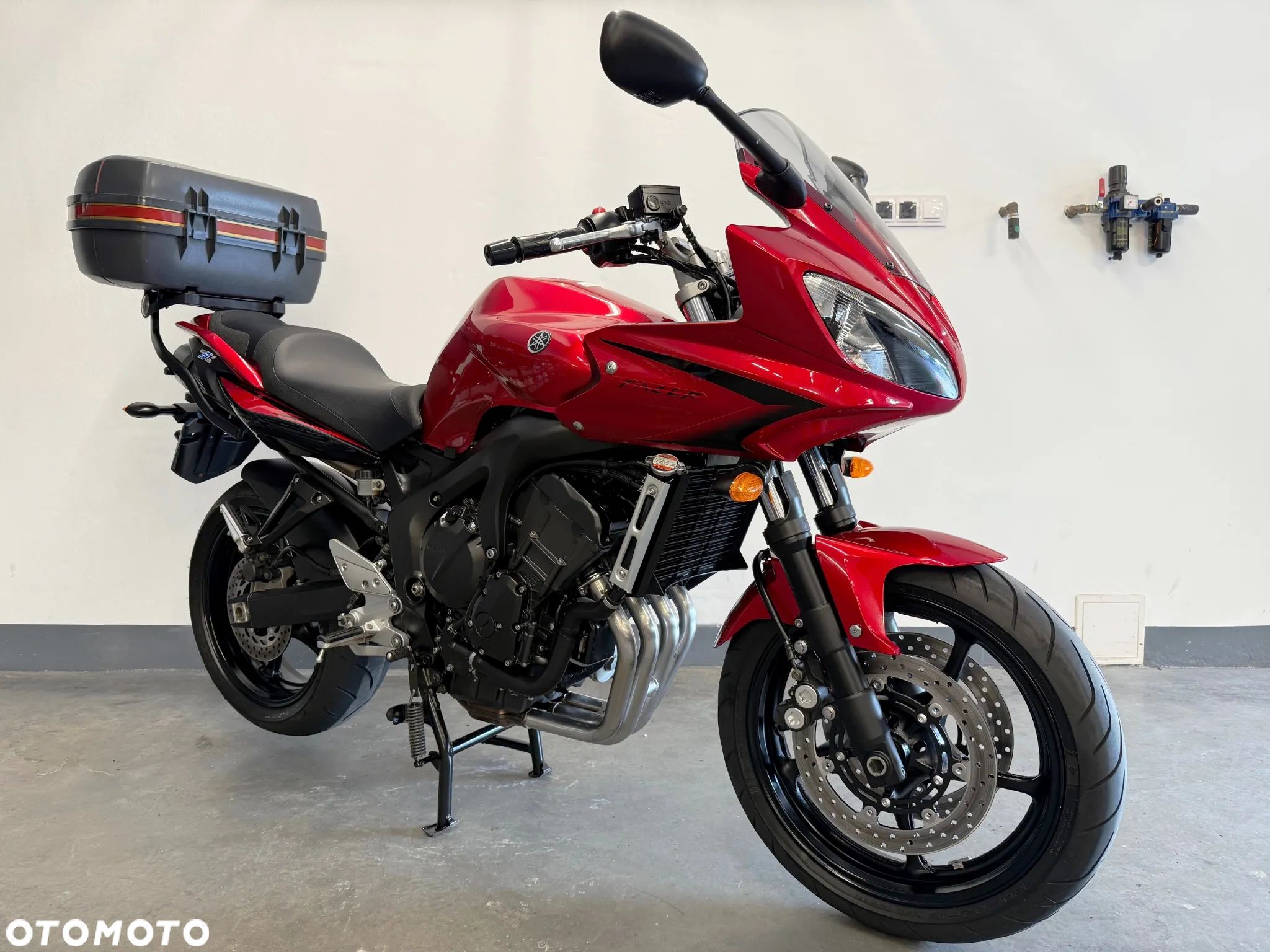 Yamaha FZ6 - 1