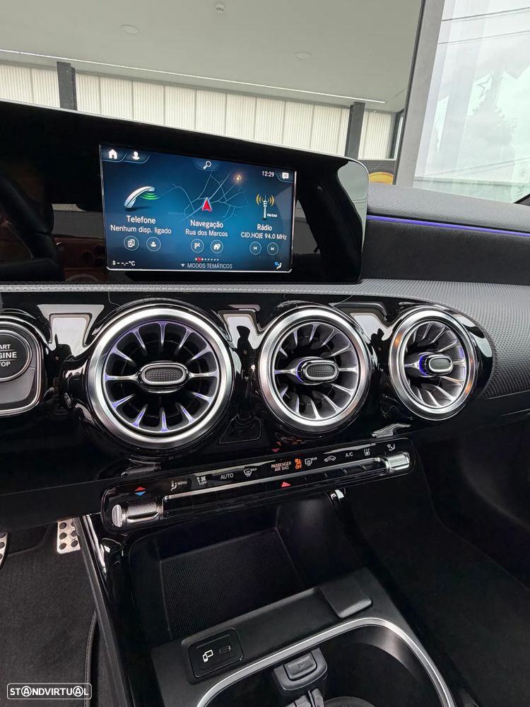 Mercedes-Benz A 250 Limousine e 8G-DCT AMG Line - 20
