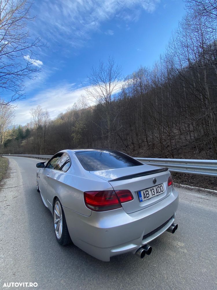 BMW Seria 3 320d - 8