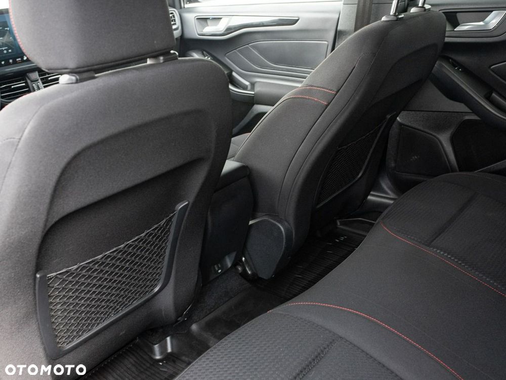 Ford Focus - 24