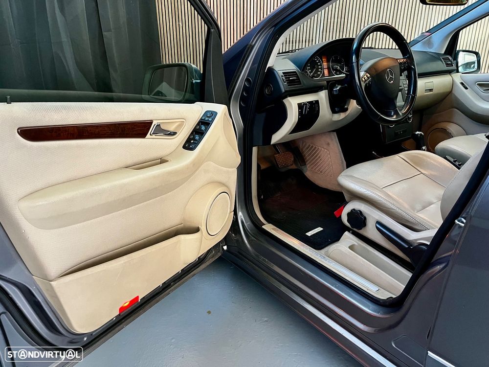 Mercedes-Benz A 180 CDi Elegance Automatic - 7