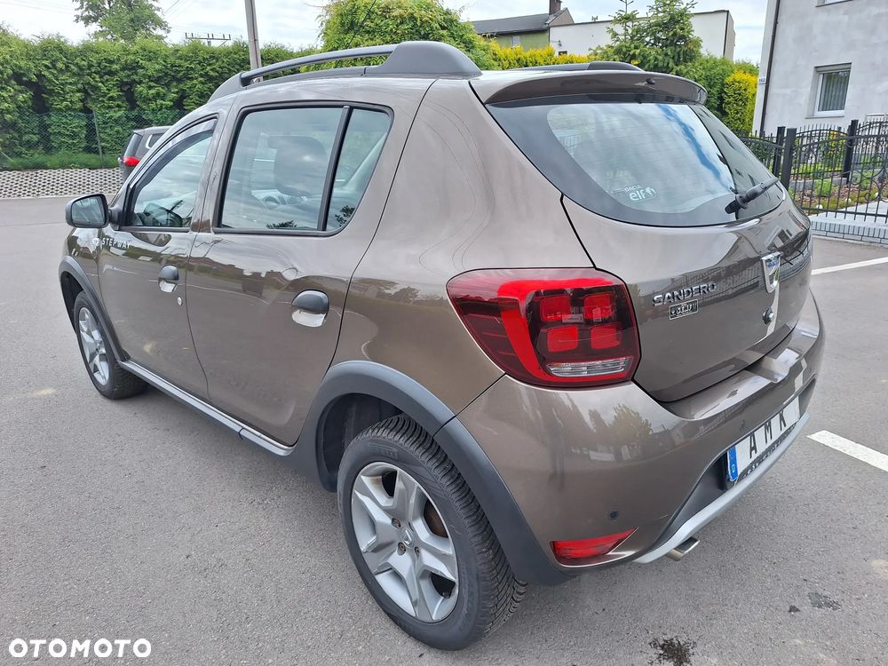 Dacia Sandero Stepway TCe 90 (S&S) Prestige - 4