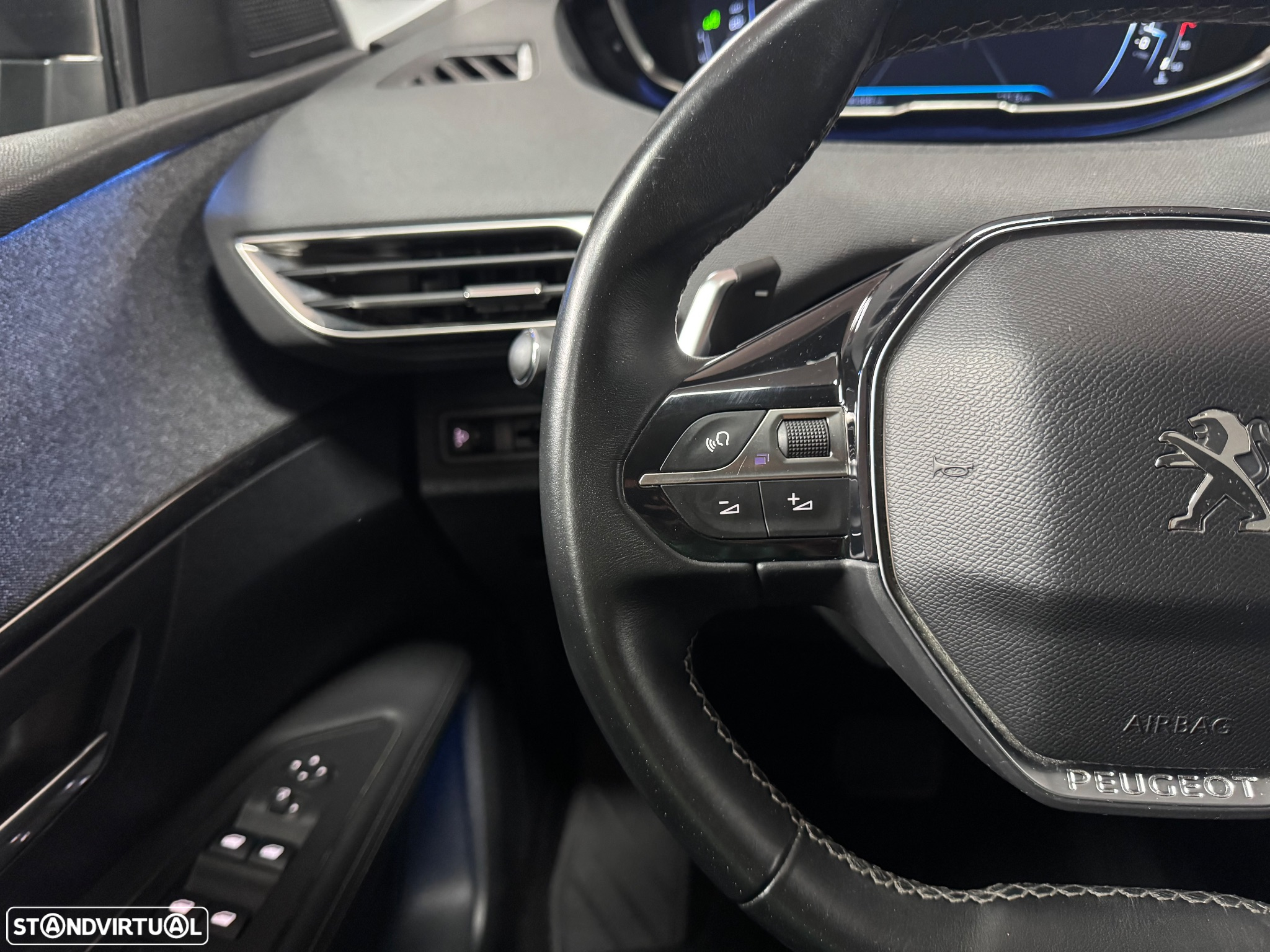 Peugeot 3008 PureTech 130 Stop & Start GPF EAT8 Allure - 25