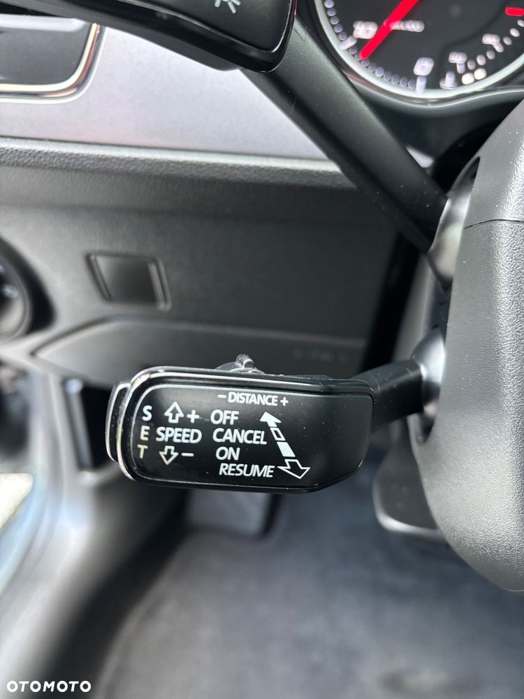 Seat Leon 2.0 TDI DPF Start&Stop DSG XCELLENCE - 34