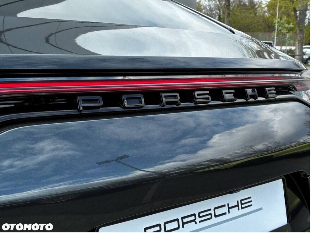 Porsche Panamera 4 E-Hybrid Platinum Edition - 24