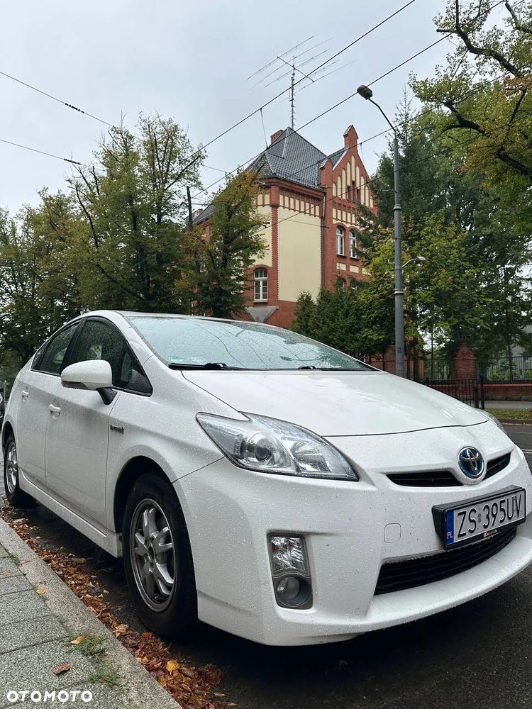 Toyota Prius 1.8 Hybrid Active - 8