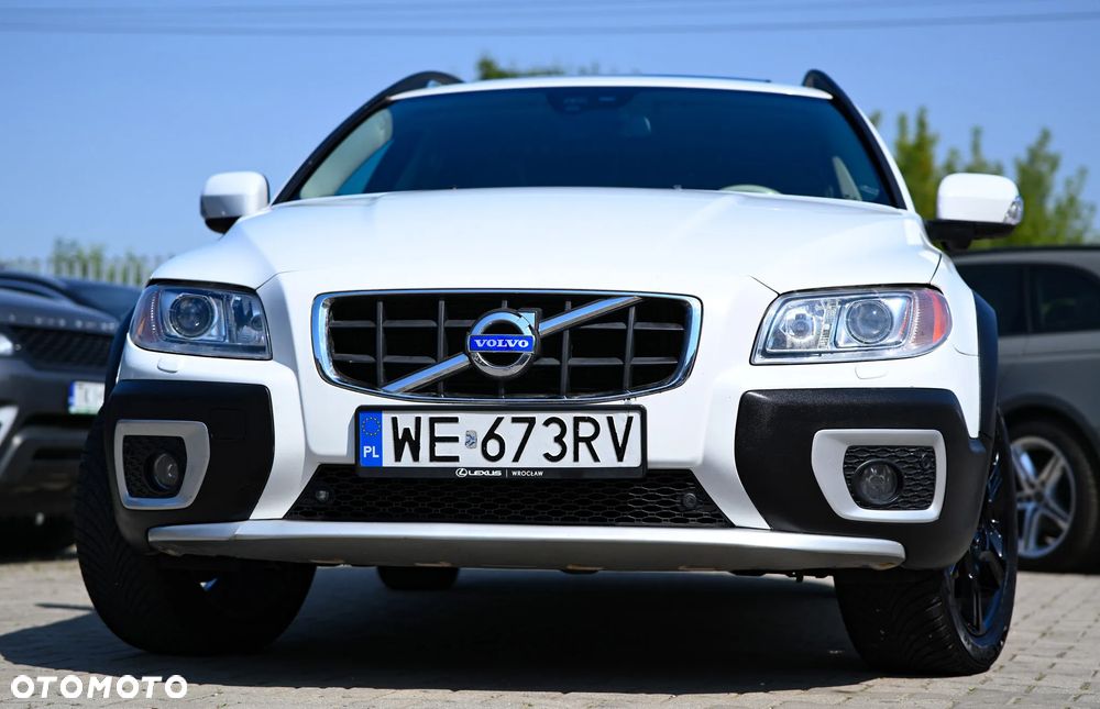 Volvo XC 70 D5 AWD Summum - 4