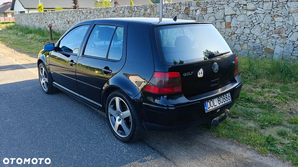 Volkswagen Golf 1.9 TDI - 9