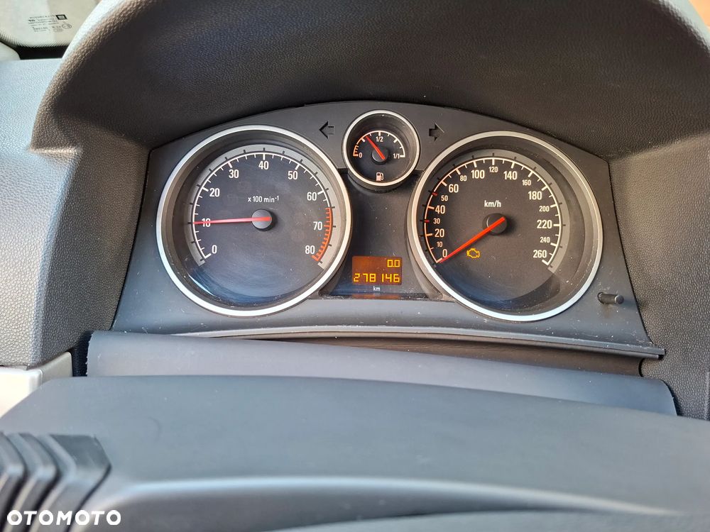 Opel Astra 1.6 Cosmo - 11