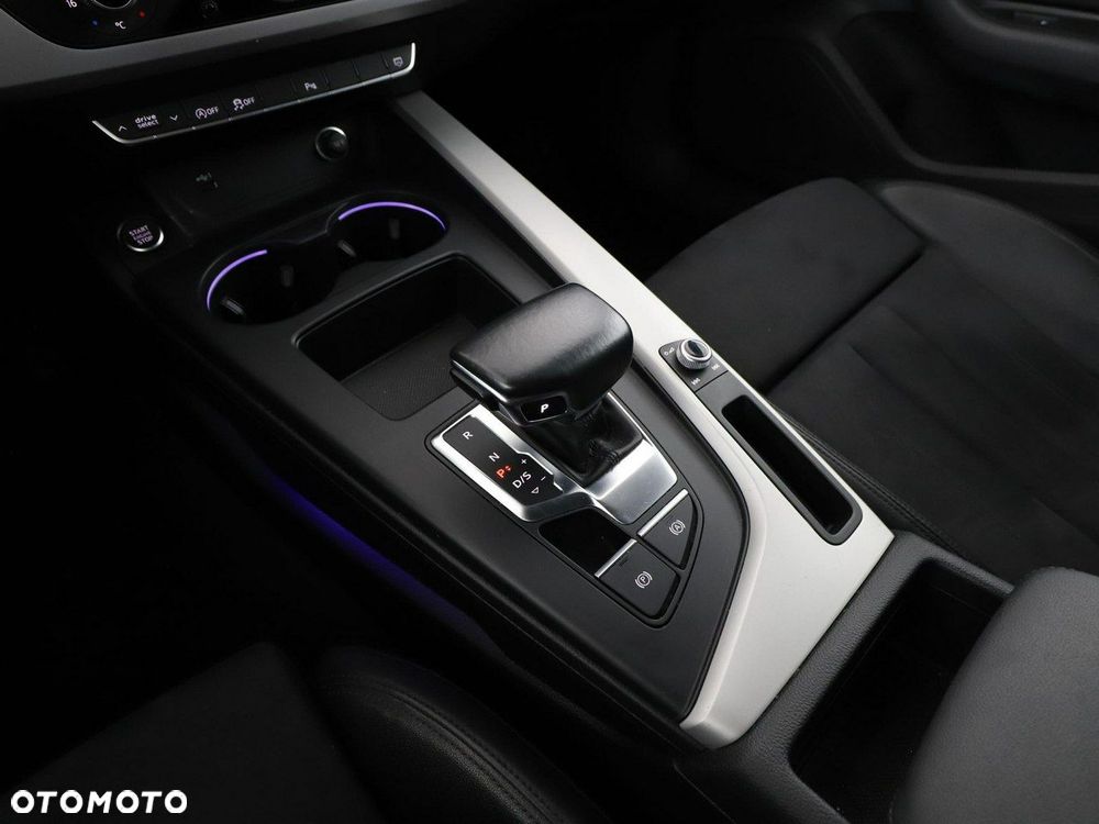 Audi A4 Avant 35 TDI mHEV Advanced S tronic - 32