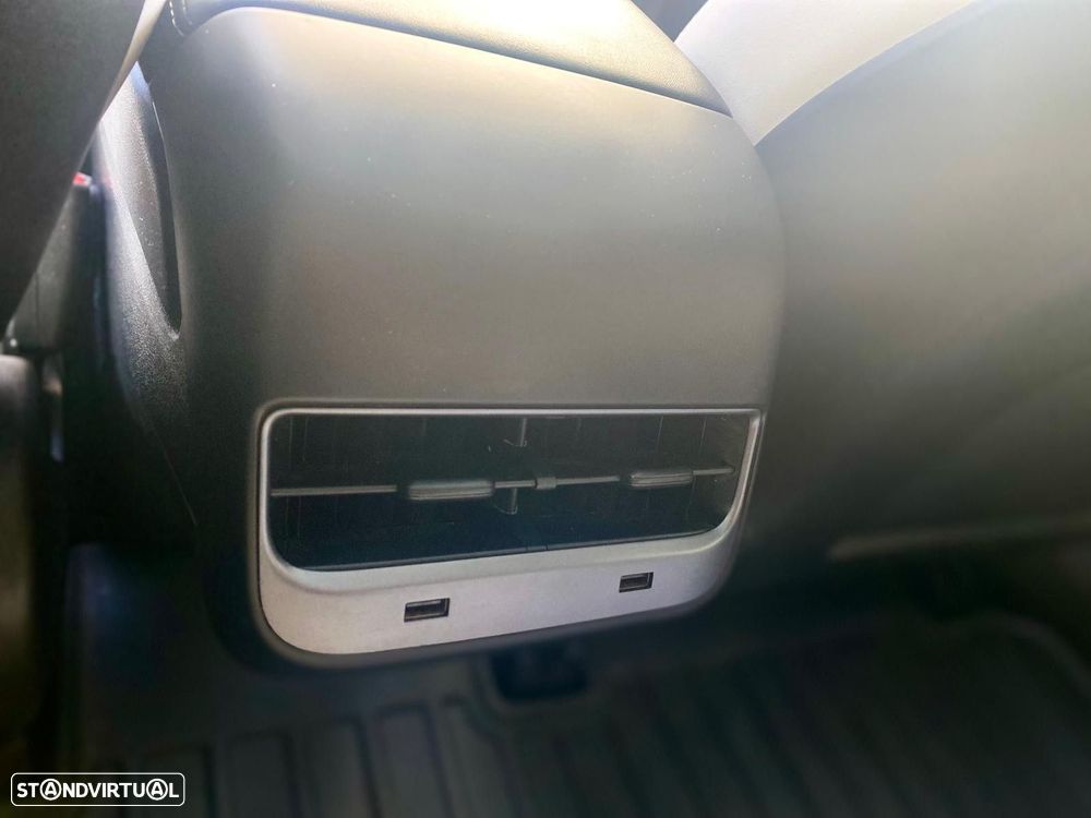 Tesla Model 3 Standard Range Plus RWD - 29
