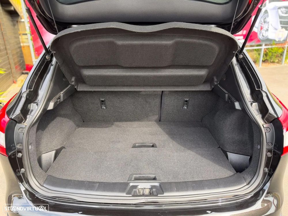 Nissan Qashqai 1.5 dCi Tekna J19 - 13