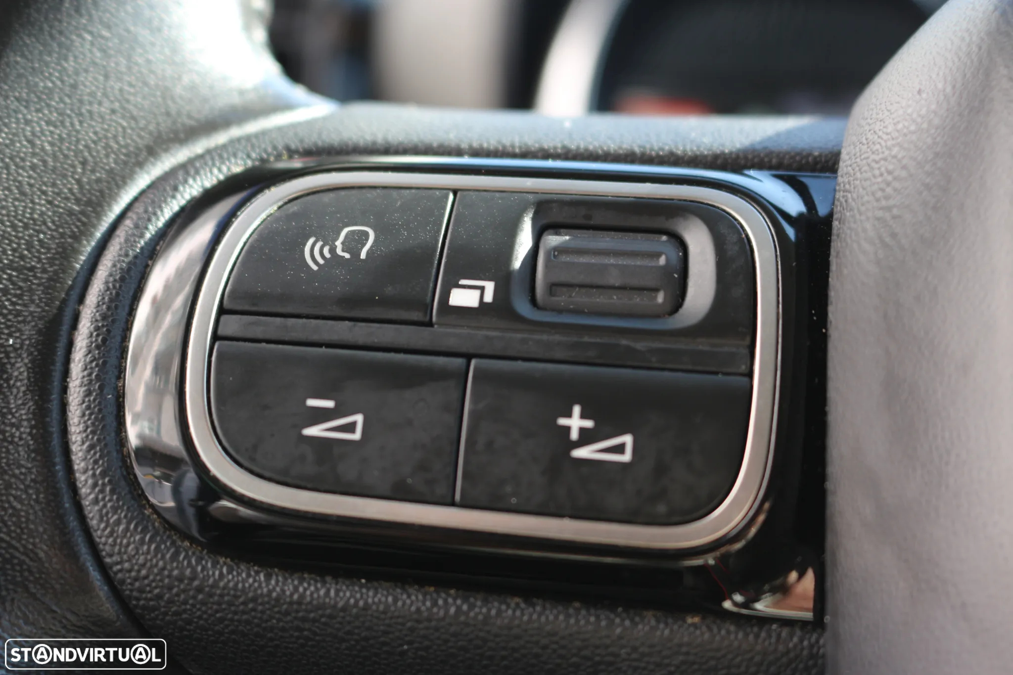 Citroën C3 Aircross 1.2 PureTech Shine - 16