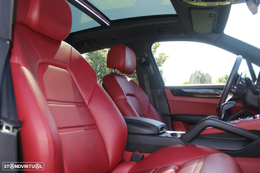 Porsche Cayenne S E-Hybrid - 30