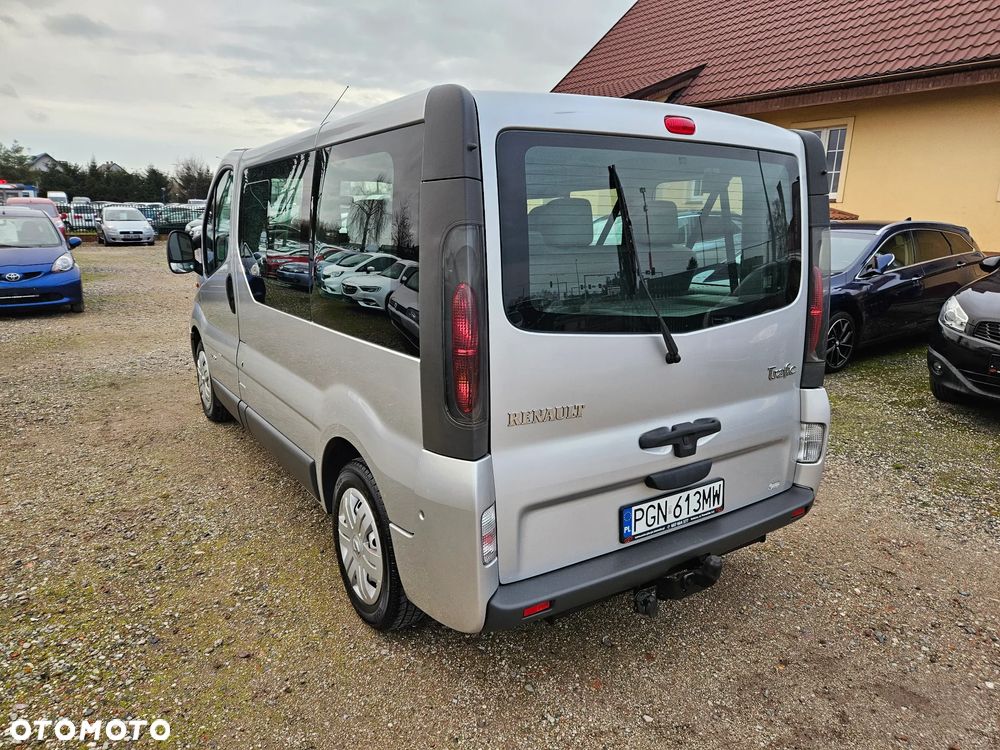 Renault Trafic Passenger Expression - 3
