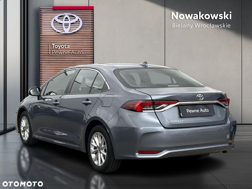 Toyota Corolla - 3