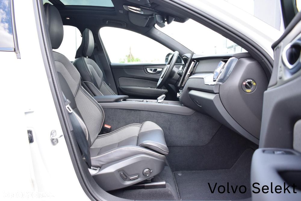 Volvo XC 60 - 25