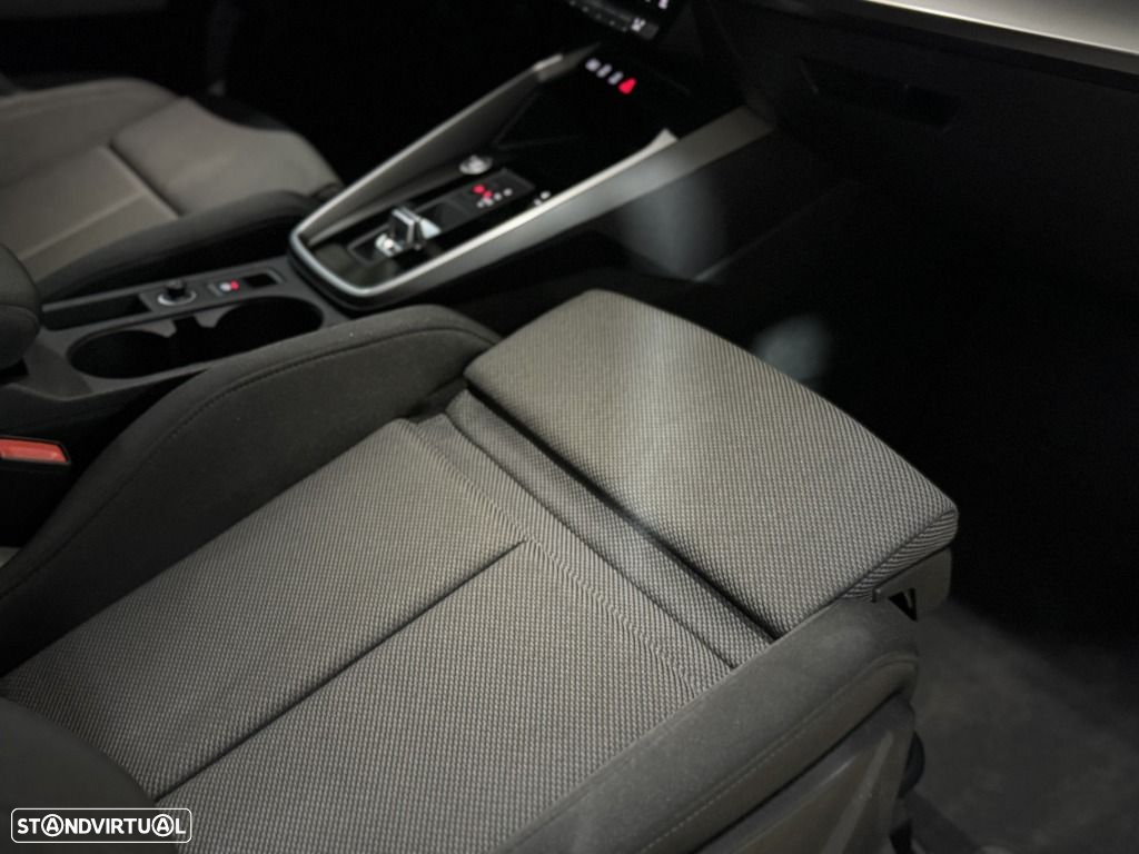Audi A3 Sportback 30 TFSI Advanced S tronic - 8