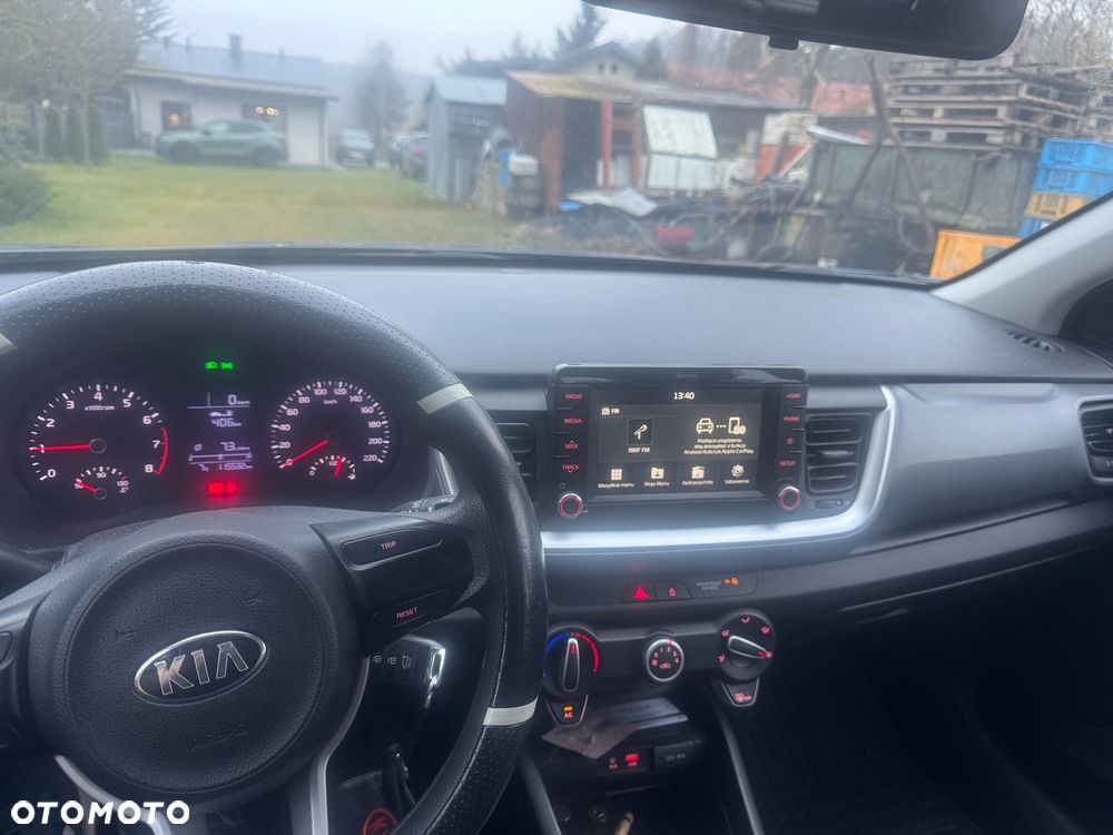 Kia Stonic 1.4 L - 6