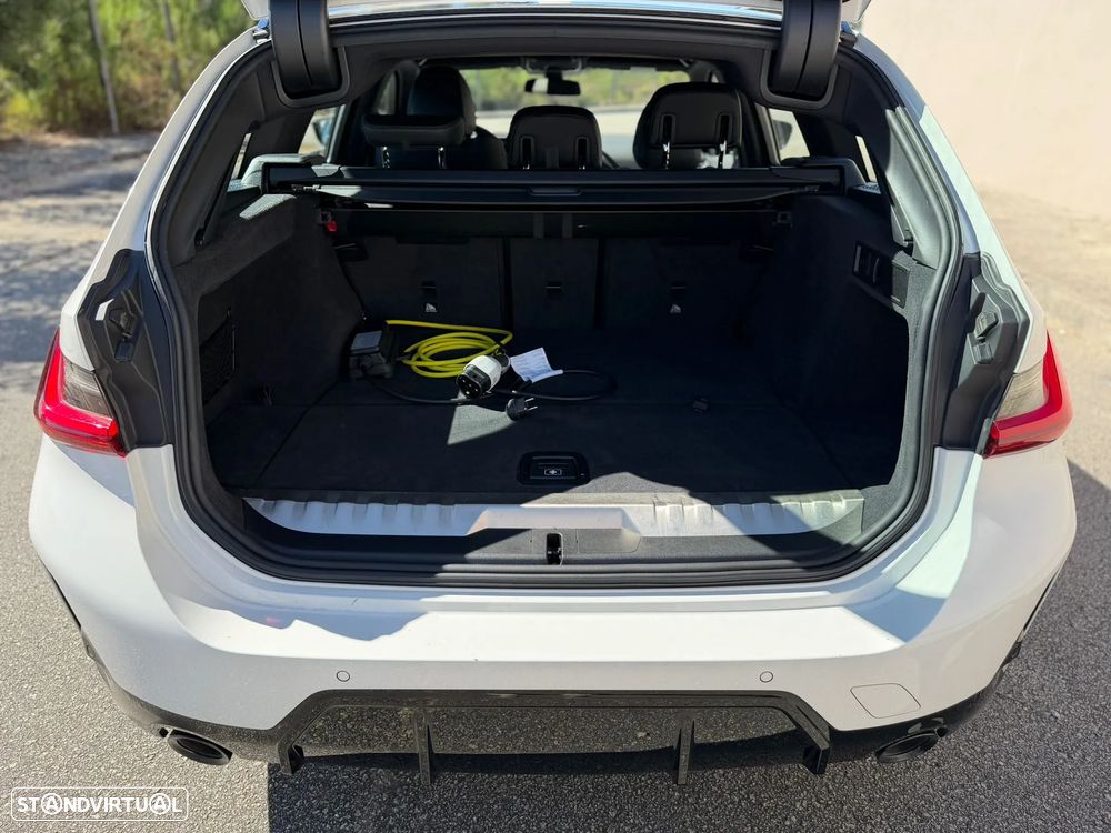 BMW 320 e Pack Desportivo M Auto - 8