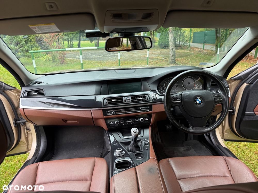 BMW Seria 5 520d - 8