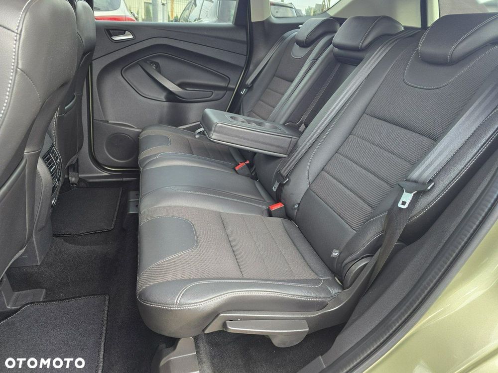 Ford Kuga - 11