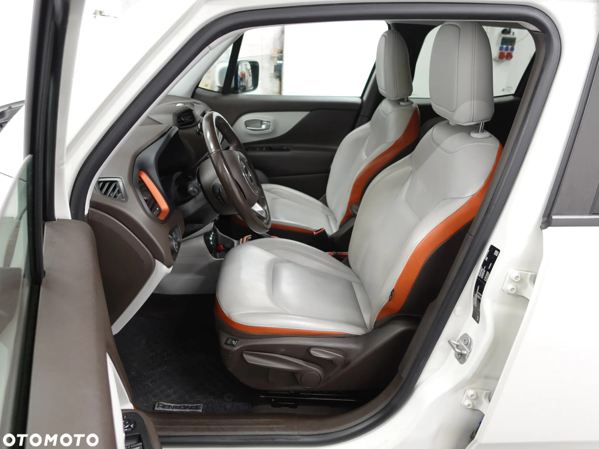 Jeep Renegade 2.0 MultiJet Limited 4WD S&S - 21