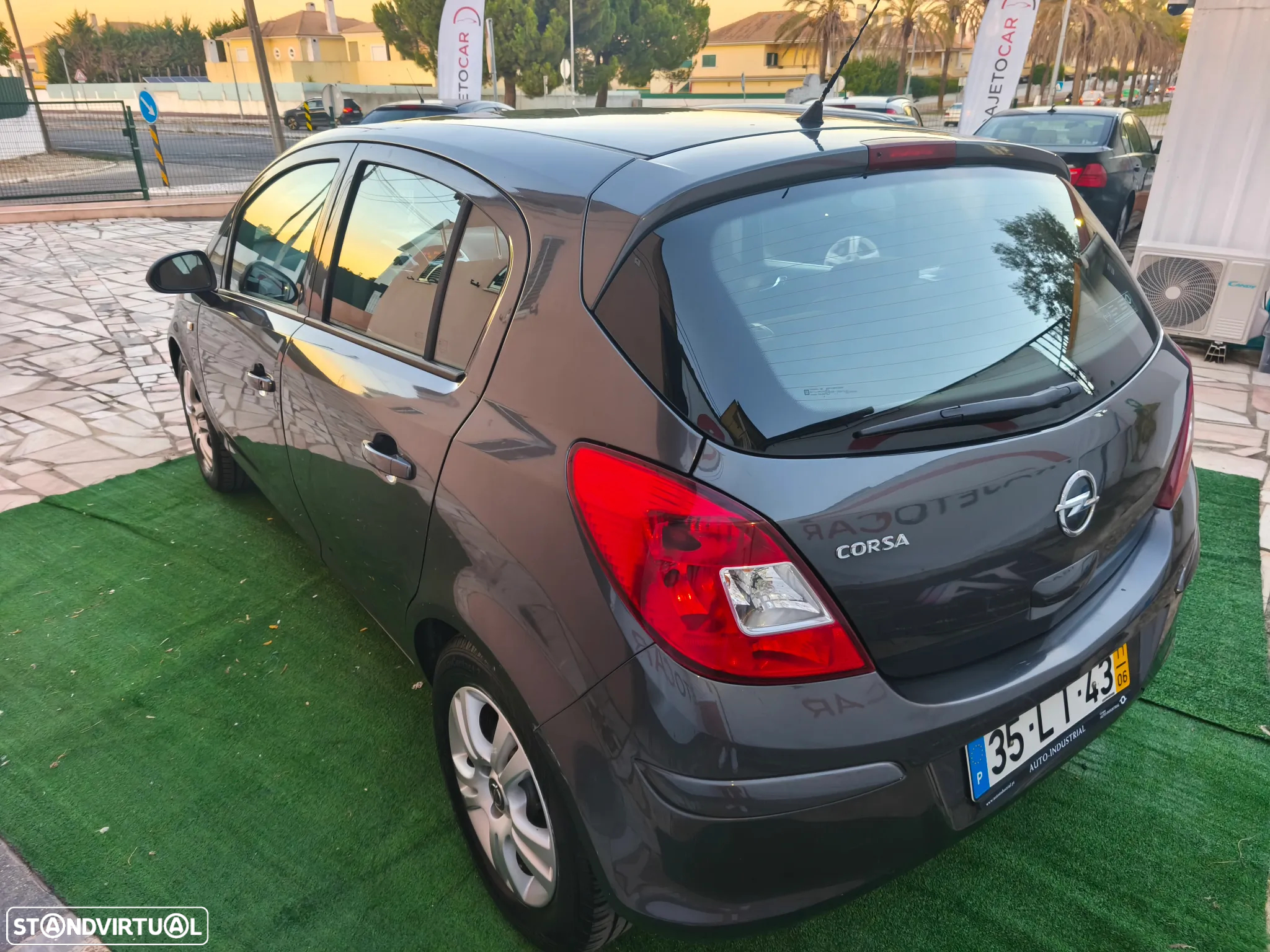 Opel Corsa 1.2 Enjoy - 25