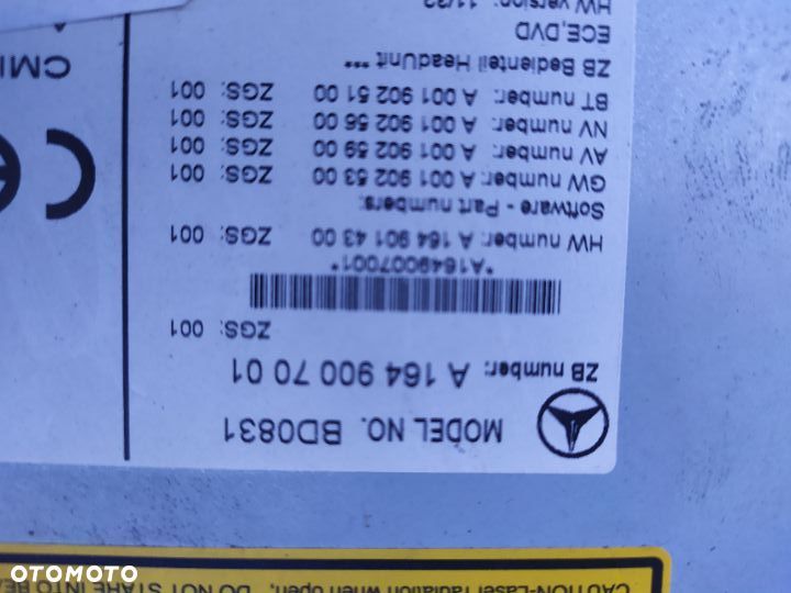 MERCEDES ML GL 164 LIFT command radio CD Europa   SD - 3