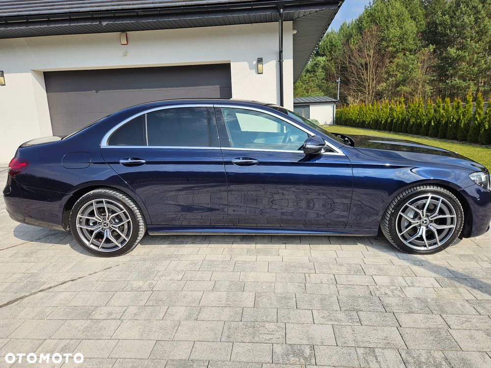Mercedes-Benz Klasa E 220 d 4-Matic AMG - 11