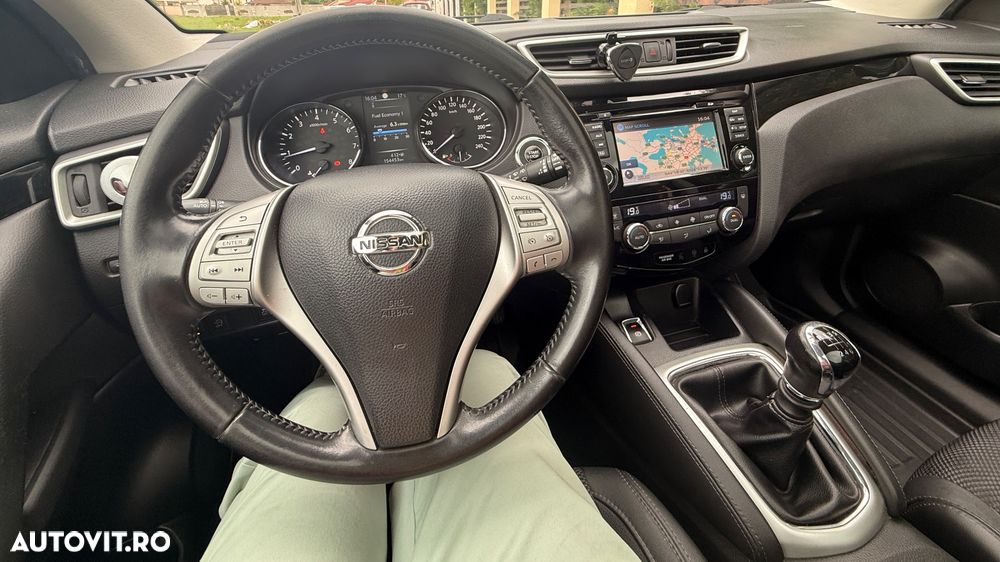 Nissan Qashqai 1.6 DIG-T TEKNA+ - 11